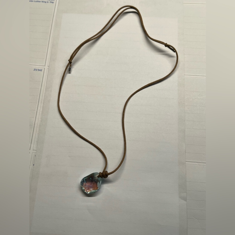 GORGEOUS GENUINE SWAROVSKI CRYSTAL PENDANT NECKLACE ‼️